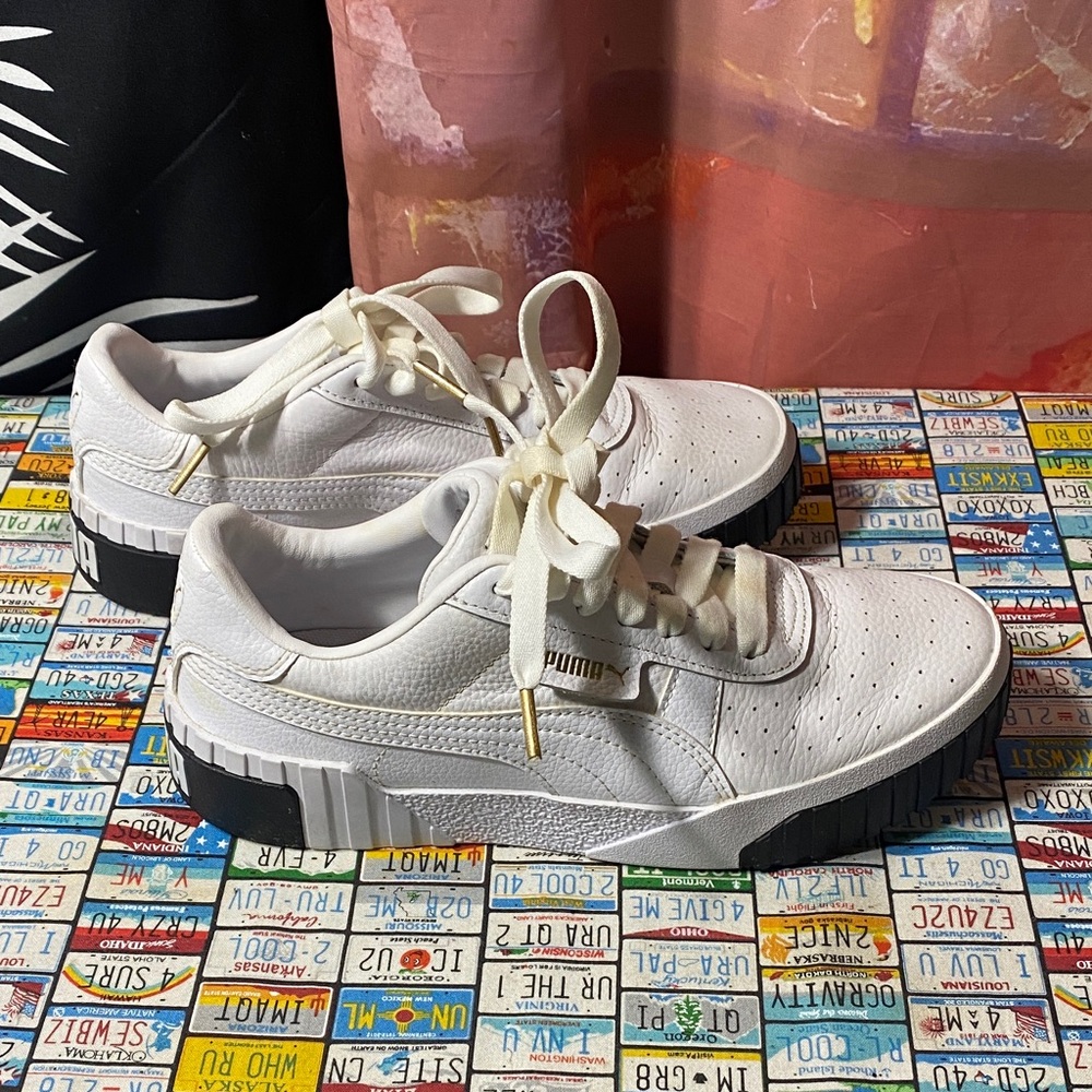 PUMA Cali Women’s Sneakers White Leather – Size 7.5